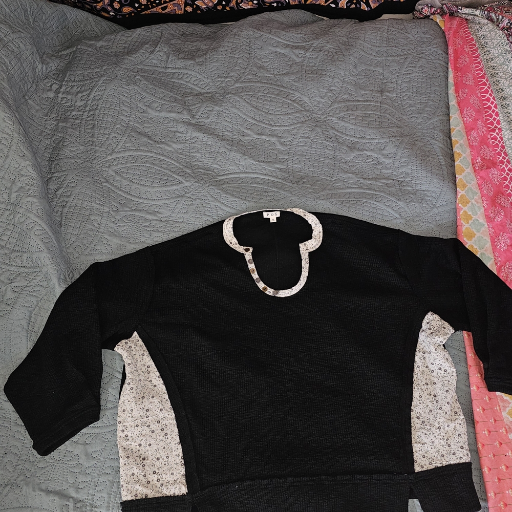 POL Black and Cream Waffle Top